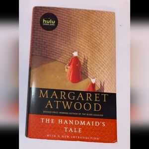 The Handmaid's Tale (with a new Introduction) By Margaret Atwood